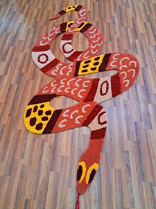 RED SNAKE RUG